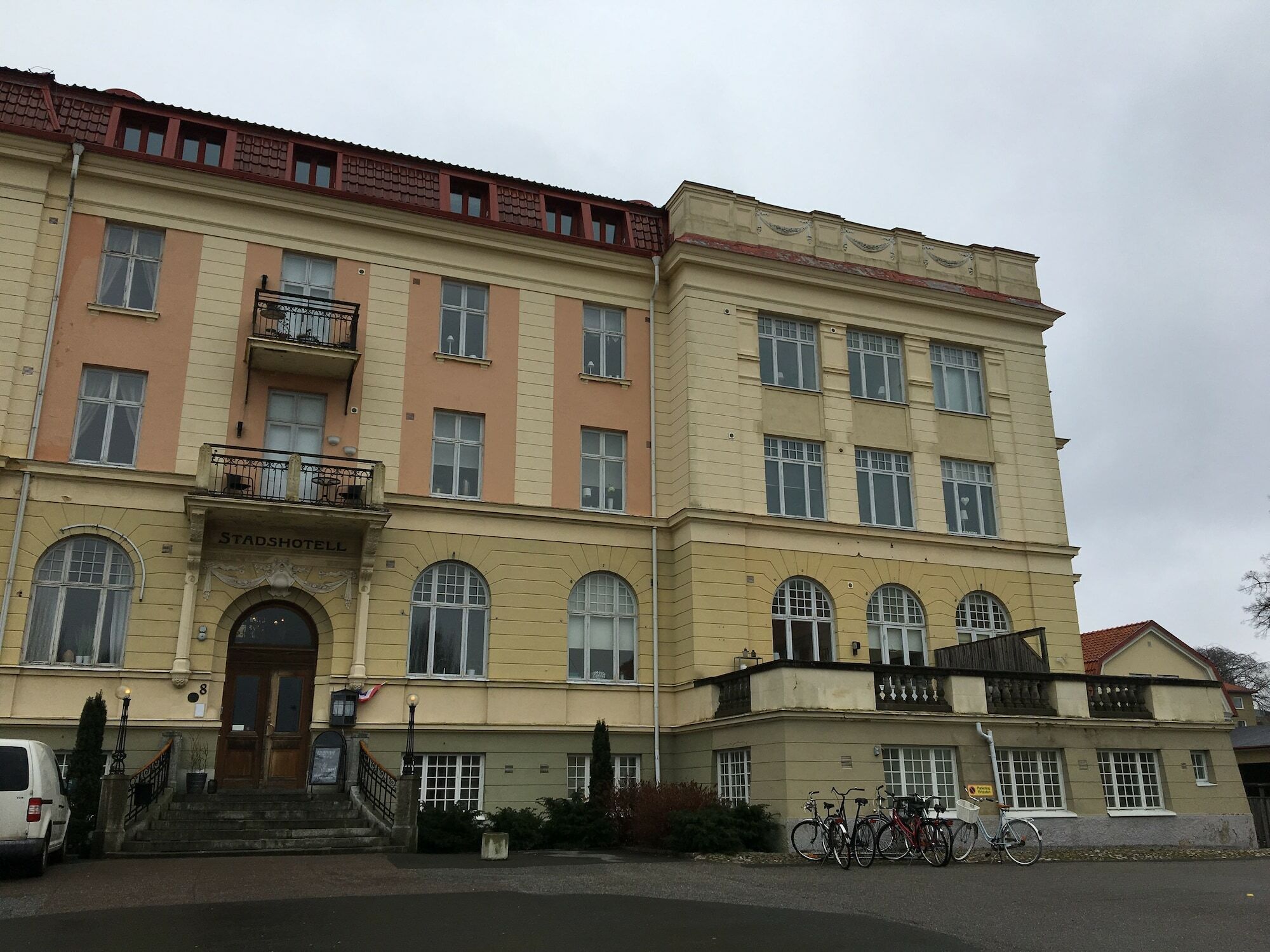 Stadshotellet Soelvesborg Экстерьер фото